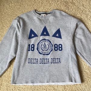 Slightly cropped Tri delta sweatshirt
